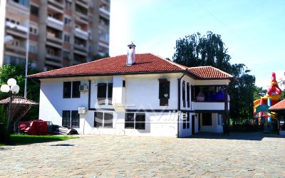Prolećna razmena knjiga i garderobe “Duks&Books” u dvorištu Šop Đokićeve kuće