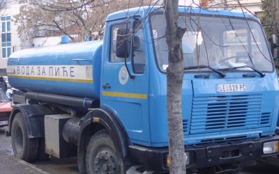 Cisterna sa vodom u petak i dane vikenda na dve lokacije u Leskovcu