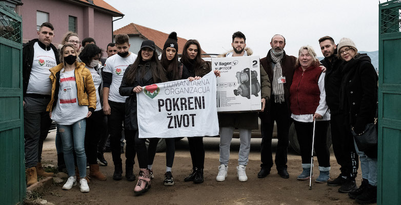 „JUG NIJE SAM“