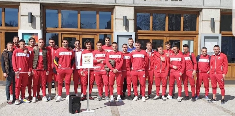 FUDBALERI DUBOČICE PRIKUPILI 79.000 ZA LEČENJE MALOG STEFANA