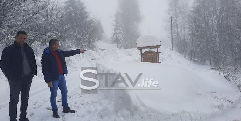 SNEG NAPRAVIO PROBLEM I U VLASOTINAČKOM KRAJU