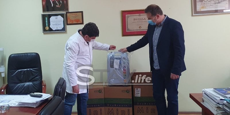 MEDVEĐA DONIRALI TRI KONCENTRATORA KISEONIKA LESKOVAČKOJ BOLNICI