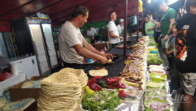 Raspisana licitacija za zakup lokacija tokom 36. Roštiljijade u Leskovcu