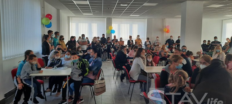 U klupe vlasotinačkih škola skoro polovina prvaka više nego prošle školske godine
