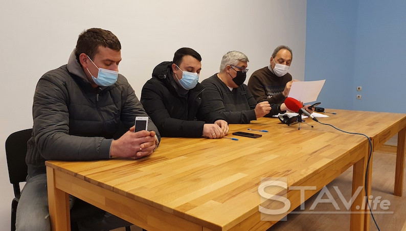 Dvadesetak članova Jedinstvene Srbije prešlo u GG „Za Leskovac zajedno“, među njima i jedan odbornik