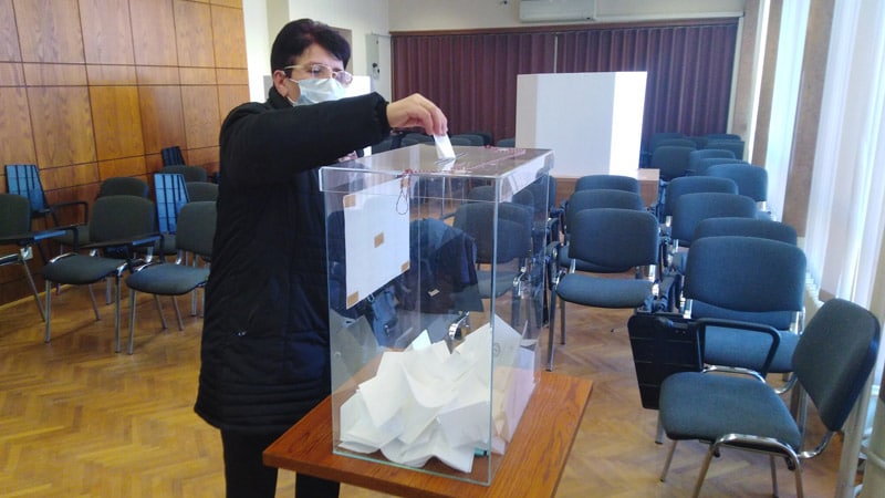 U Vlasotincu do 12 sati glasalo 11,5% građana