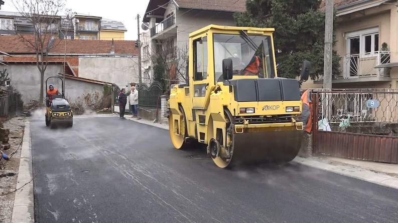 Asfaltira se ulica Đuke Dinića u Leskovcu