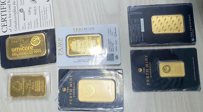 Pronađeno 70.000 evra i šest zlatnih poluga među garderobom