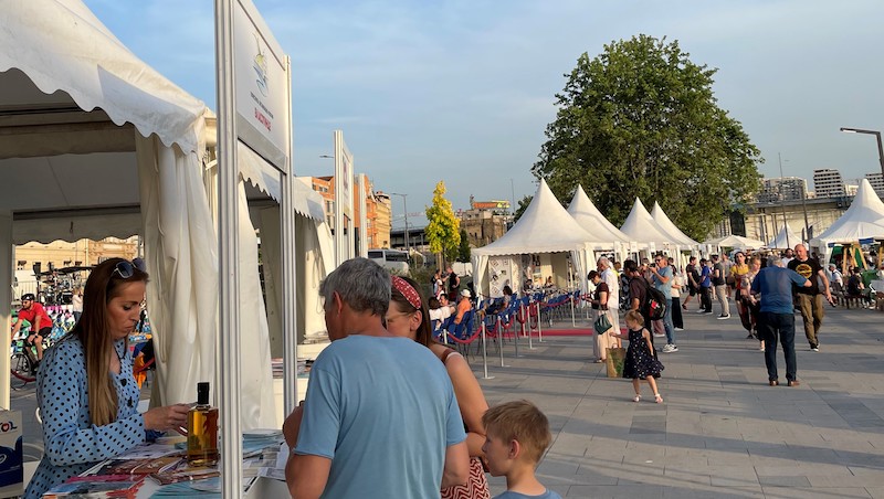 Vlasotinački turistički poslenici na „Beogradskom manifestu“