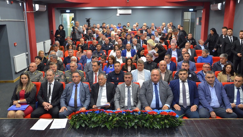 Oktobarska priznanja dodeljena u Vlasotincu – Vučić u oktobru otvara novi pogon Grunera