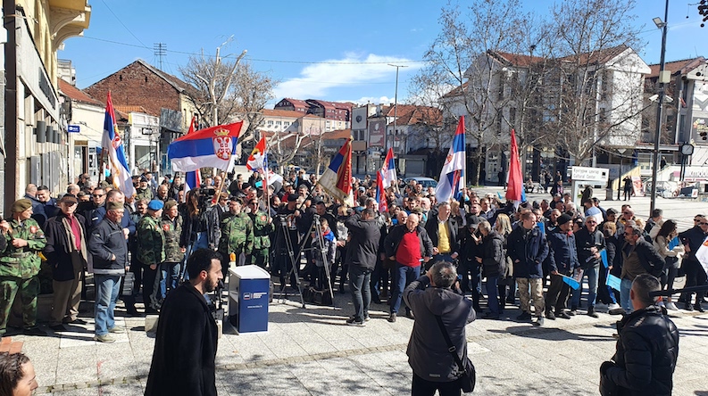 Obradović – Kao što su nam danas zatvorena vrata Kluturnog centra u Leskovcu, tako je zatvoreno sve gde bi trebalo da se govori o Kosovu i Metohiji