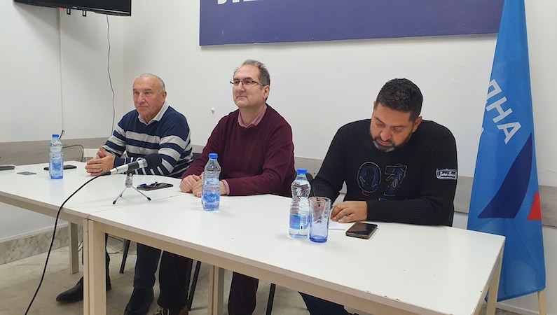NS – Potpisi za raspisivanje referenduma o pitanju Kosova prikupljaju se i u Leskovcu, VLasotincu i Bojniku