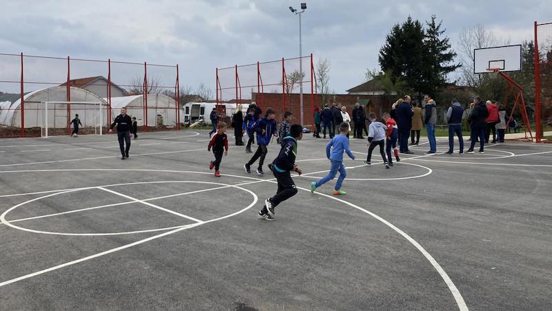 Završen sportski teren u školi u Donjoj Lokošnici