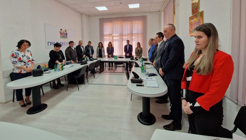 Održan sastanak o pitanjima opšte bezbednosti i bezbednosti u obrazovnim ustanovama na teritoriji grada Leskovca