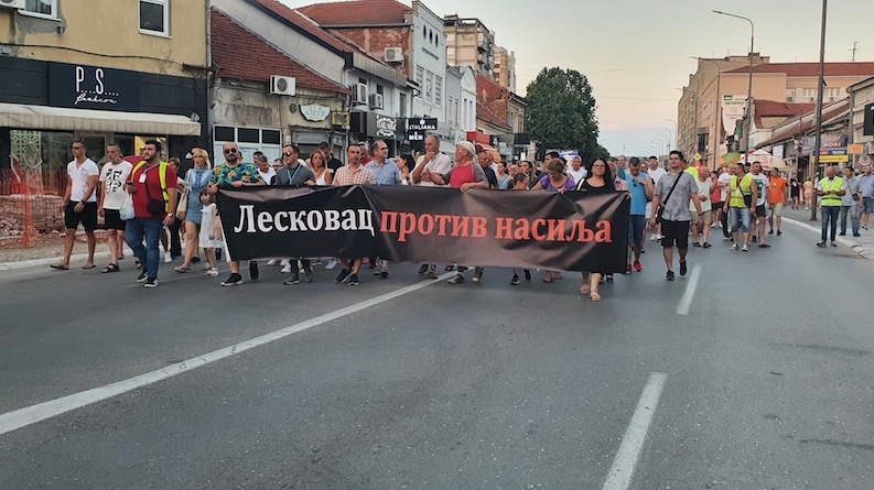 Protest „Srbija protiv nasilja“ nastavlja se u Leskovcu