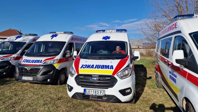 Još dva sanitetska vozila za Dom zdravlja u Leskovcu