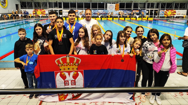 Leskovački plivači osvojili 15 medalja na „Orion kup mini“