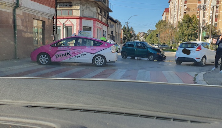 Sobraćajka u centru Leskovca