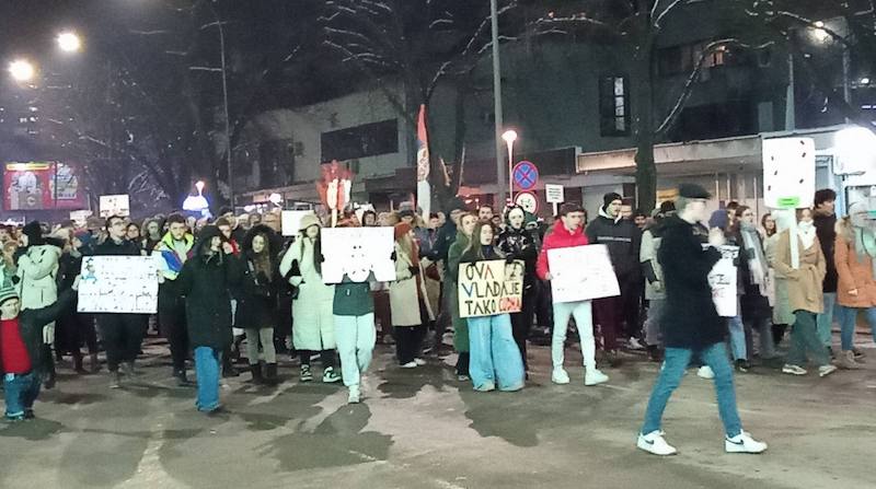 Protestna šetnja i večeras u Leskovcu