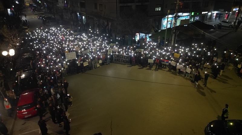 Protesti u Vlasotincu večeras najmasovniji do sada