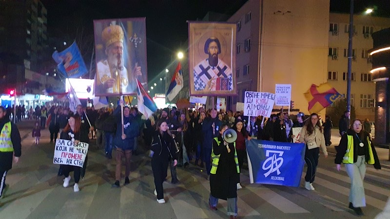 Protestna šetnja i večeras u Leskovcu (video)