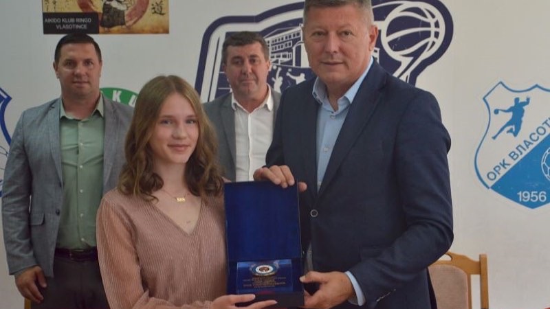 Priznanje za Unu – „Sanjam da osvojim olimpijsku medalju“