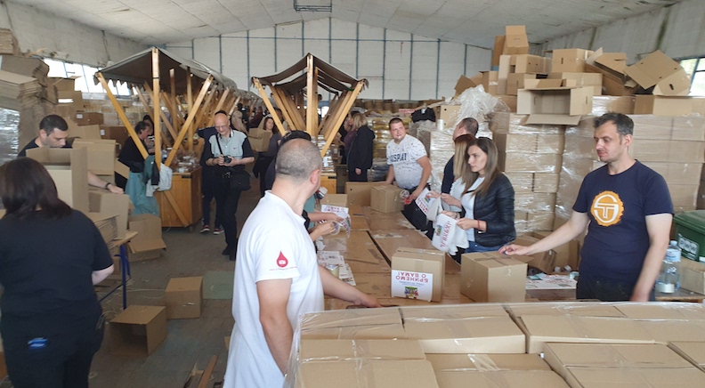 Danas počinje podela paketa penzionerima i socijalno ugroženim domaćinstvima