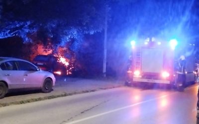 Zapalio se automobil u Vlajkovoj ulici u Leskovcu