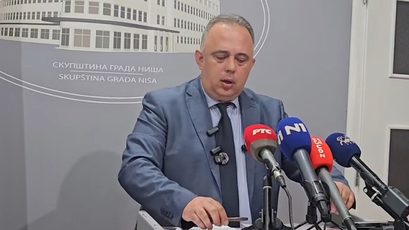 Novaković: Postoje odbornici koji koriste praškaste supstance, testiranje će biti kad ja kažem