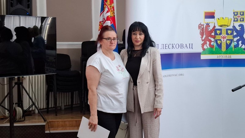 Uručeno 14 rešenja roditeljima – negovateljima