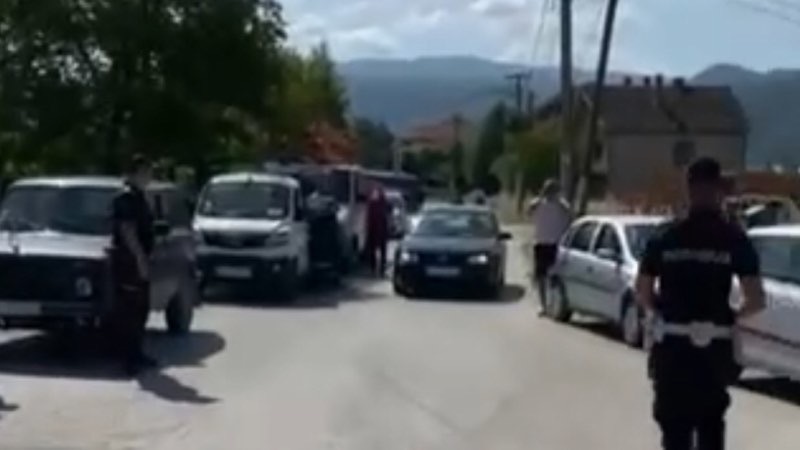 Građani sprečavaju sečenje kablova „Jala“ operatera