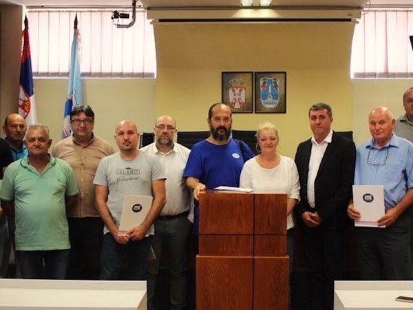 Uručeni ugovori za 19 projekata udruženja