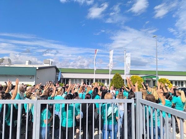 Štrajk upozorenja u fabrici „Elrad“ u Vlasotincu
