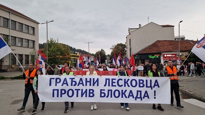 Šetnja protiv blokada u Leskovcu