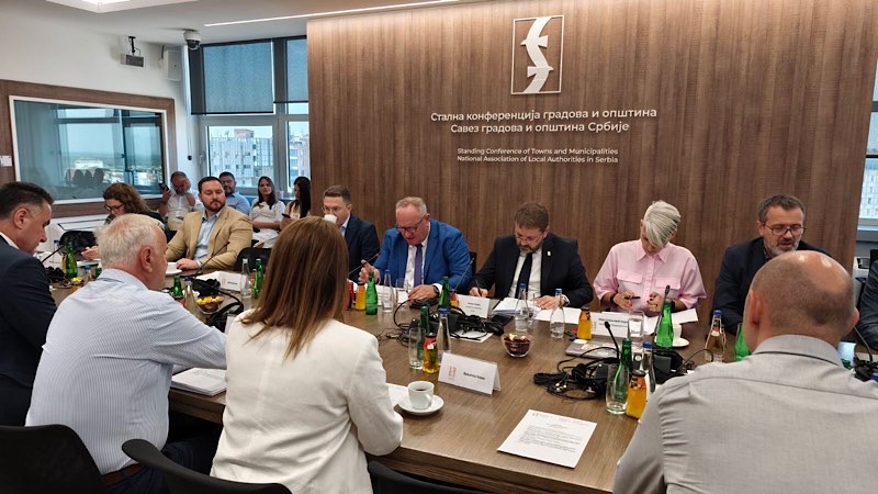 Gradonačelnik Leskovca predsedavao 7. sednicom Predsedništva SKGO