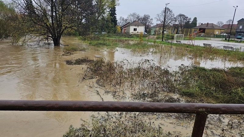 Jaka kiša napravila probleme u Dobrotinu, Grajevcu, Nakrivanjskom Čifluku i Predejanu