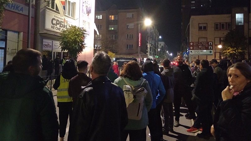 Protestno okupljanje u znak podrške Dijani Hrki u Leskovcu