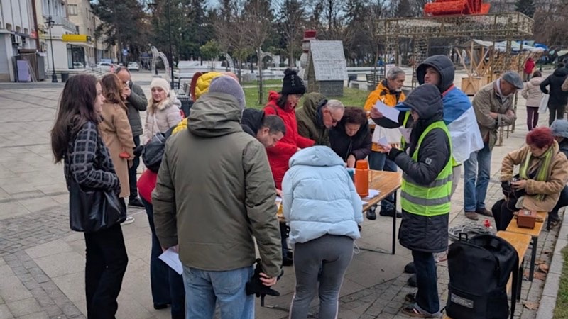 Veliki broj Leskovčana potpisao podršku studentima