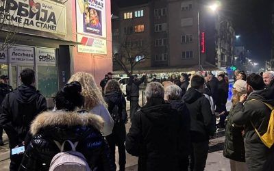 Protesti u Leskovcu – Cakić pitao načelnika policije koga čuva