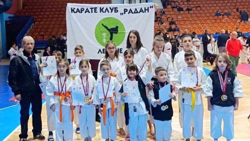Mladi karatisti iz Lebana zablistali na turniru Ippon Cup u Leskovcu
