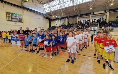 Turnir u mini rukometu okupio decu iz pet okruga