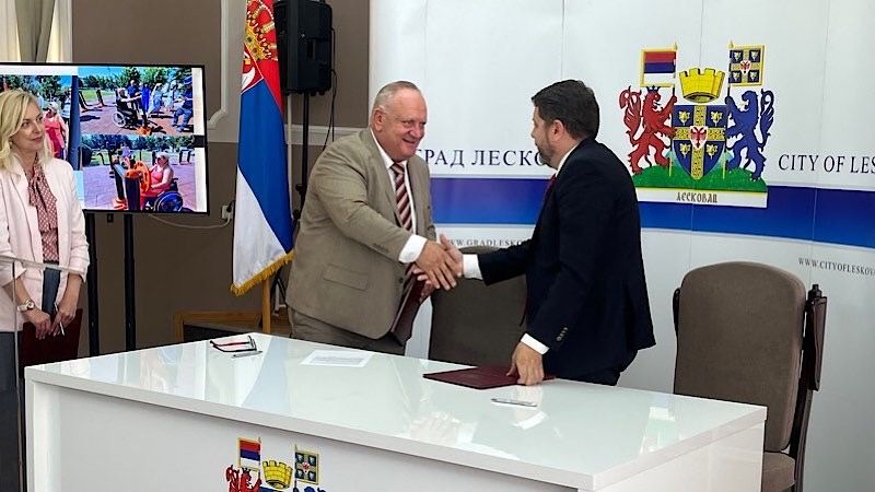 Leskovac dobio podršku za unapređenje pristupačnosti – Potpisan memorandum sa SGKO