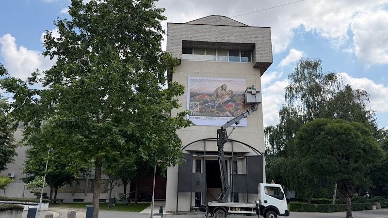 Završne pripreme za izlaganje „Кosovke devojke“ u toku, remek-delo od prekosutra u Leskovcu