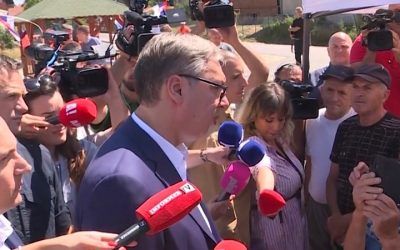 Vučić u Leskovcu: Ovde je potrebna još jedna fabrika, ulagaćemo više u jug Srbije