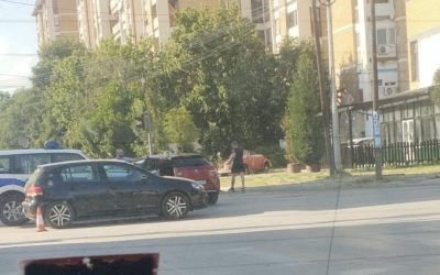 Ponovo udes na raskrsnici Mlinske i Nikole Skobaljića