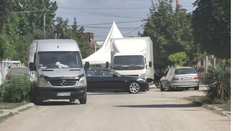 Ponovo zatvorena raskrsnica u Radničkom naselju zbog porodičnog veselja: Stanari pitaju ko kontroliše zauzimanje ulica