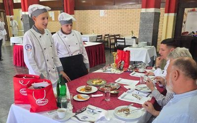 Učenici iz Čajetine ukupni pobednici takmičenja srednjih ugostiteljskih škola na Roštiljijadi