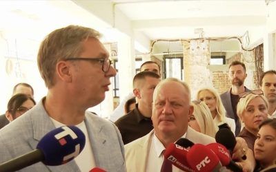 Vučić u Leskovcu: Poseban program za jug Srbije, veće plate lekarima u selima i pokretna apoteka