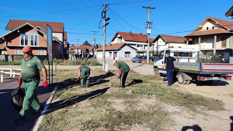 Čisti se velika deponija i zelene površine u Mrštanu