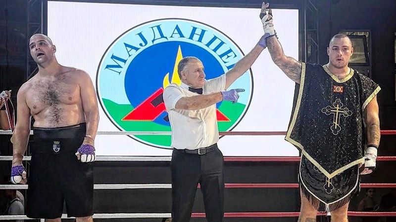 Dve zlatne medalje i nova profesionalna pobeda za Manchu